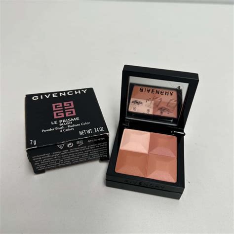 Givenchy Aficionado Peach Le Prisme Blush Product Info